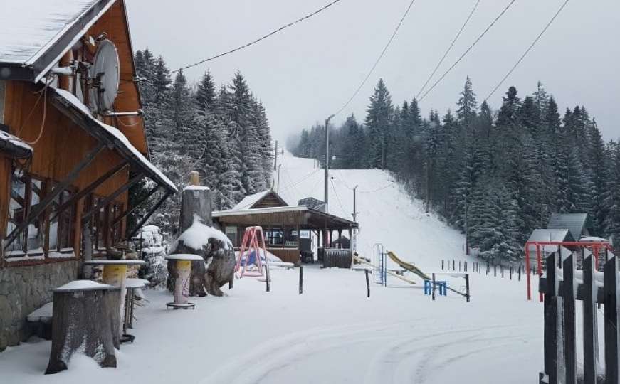Upoznaj BiH da bi je volio: Malo skijalište pored Kaknja spremno za zimsku sezonu