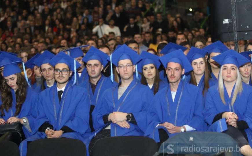 Omladino, čestitamo: Bosna i Hercegovina je dobila 5.246 akademskih građana