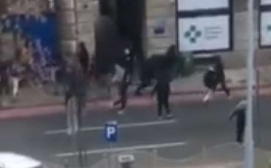 Procurio snimak: Kako je izgledao napad Torcide na sjedište Boysa