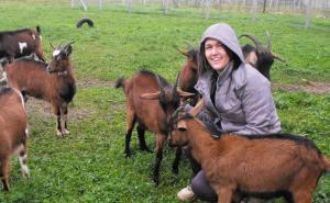 Nije mogla pronaći posao: Krstina iz Tomašice posvetila se uzgoju alpskih koza