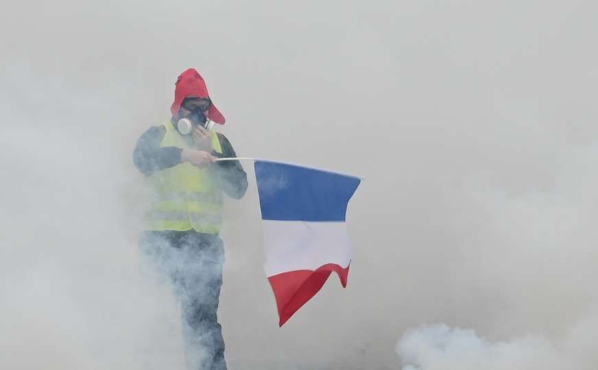 Protesti urodili plodom: Francuzi povukli akcize na gorivo