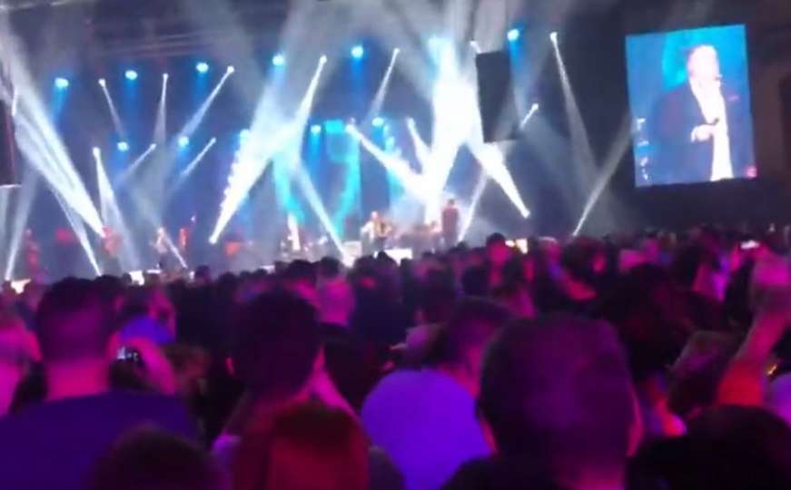 Pogledajte kako Banja Luka pjeva Miljacku s Halidom Bešlićem