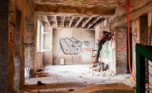 Renoviranje centra za migrante u punom jeku 