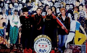 Neprevaziđeni Plavi Orkestar i "Odlazi nam raja"