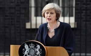 Premijerka Theresa May odgodila glasanje o Brexitu: Nema potrebnu većinu?  