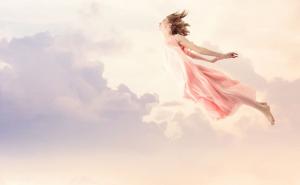 Sanjarica: Što znači sanjati kako jedete?