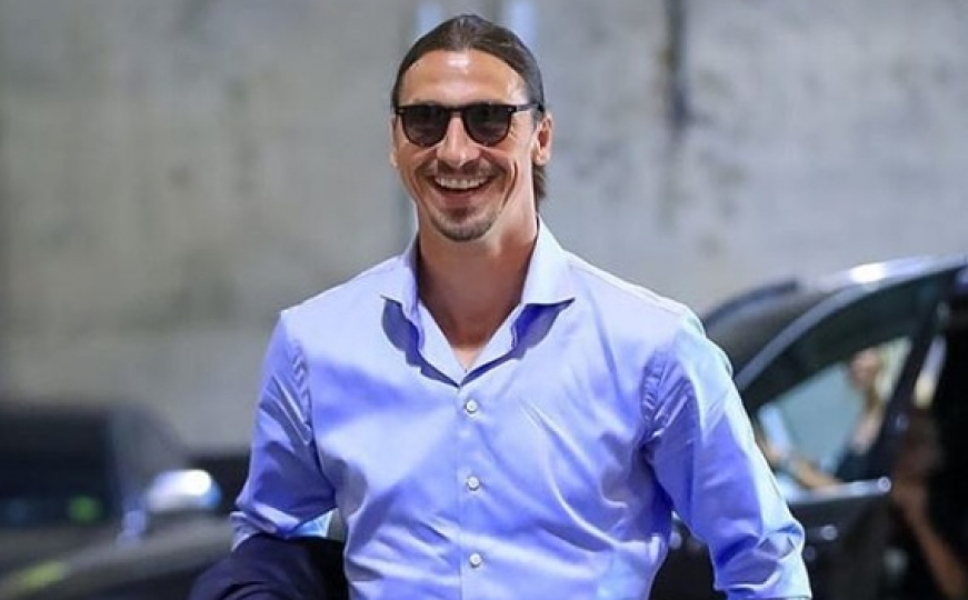 Ibrahimović opet šokirao fanove: "Ukrao" mjesto švedskom kralju Karlu XVI Gustavu