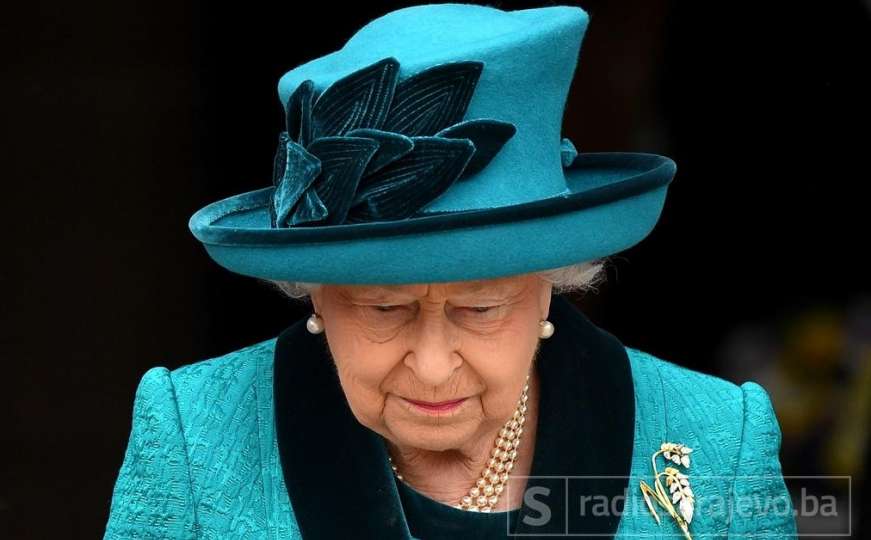 Božić u palati: Kraljica Elizabetha ukrasila svoju rezidenciju