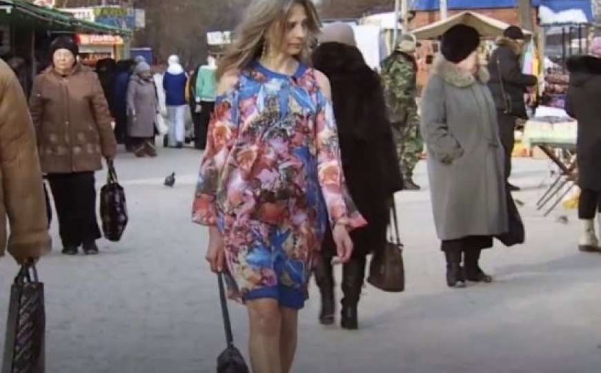 Ruskinja u ljetnjoj haljini hoda na minus 30