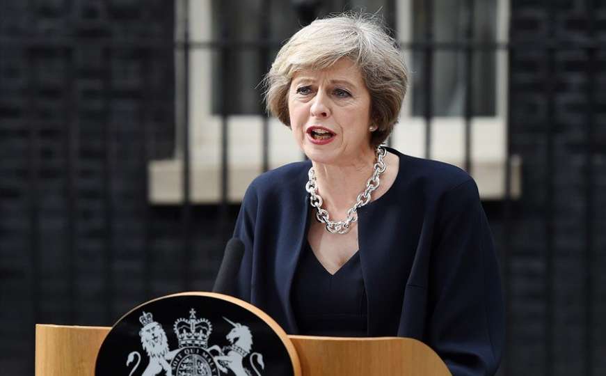 Theresa May ostaje premijerka: Za nju glasalo 200 zastupnika