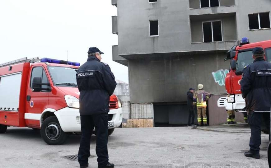 Sarajevo: Požar u garaži, izgorjela dva automobila