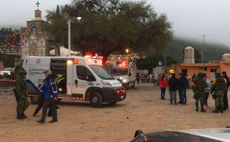 Dramatične scene vatrometa: U stampedu poginulo najmanje pet osoba