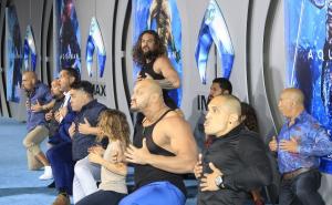 Frajer i po: Jason Momoa izveo ratnički ples na premijeri Aquamana!