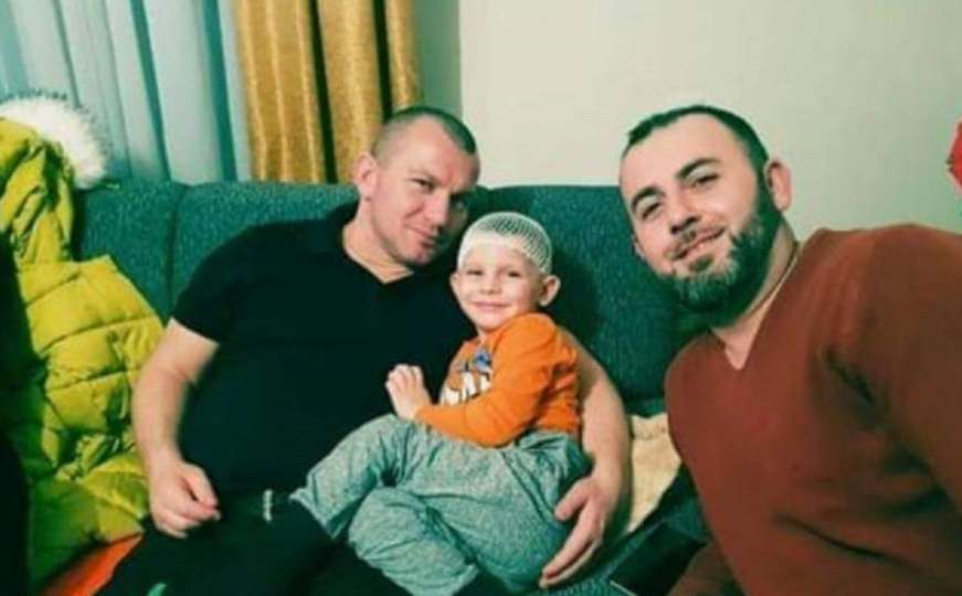 Dječak Eldar koji je povrijeđen u Novom Travniku izašao iz bolnice