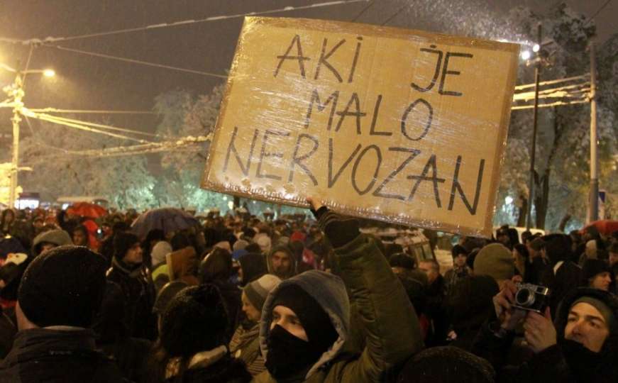 "Aki je malo nervozan": Hiljade Beograđana na protestu protiv Vučićeve vlasti