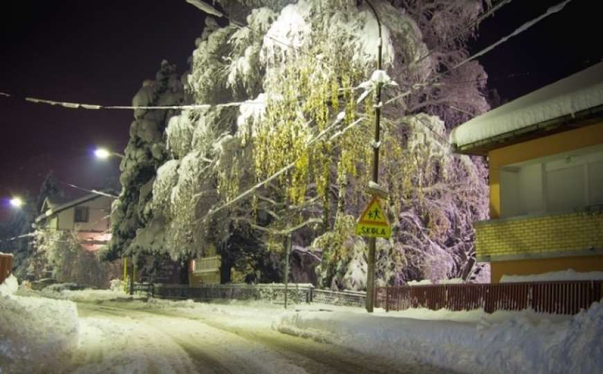 Zbog snijega otkazana nastava u općinama Konjic i Jablanica