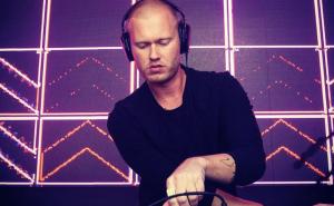 Cazzette ft. Richard Smitt - On My Mind