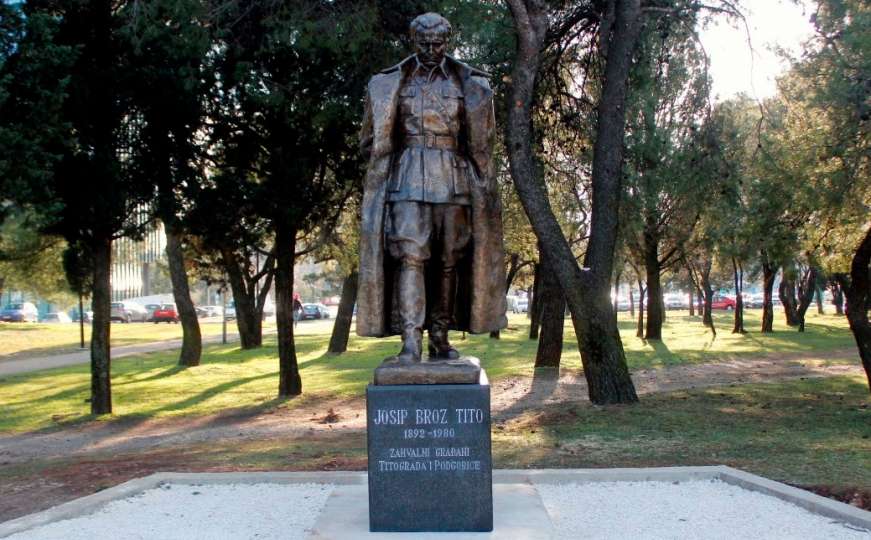 "Druže Tito, mi ti se kunemo": Postavljen spomenik predsjedniku SFRJ