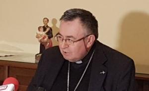 Božićna čestitka kardinala Puljića: Da se ljudi srcem prihvate, poštuju i surađuju