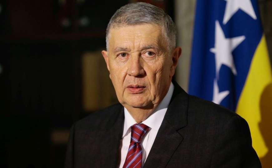 Radmanović:  Stav Narodne skupštine RS je bio da idemo u NATO