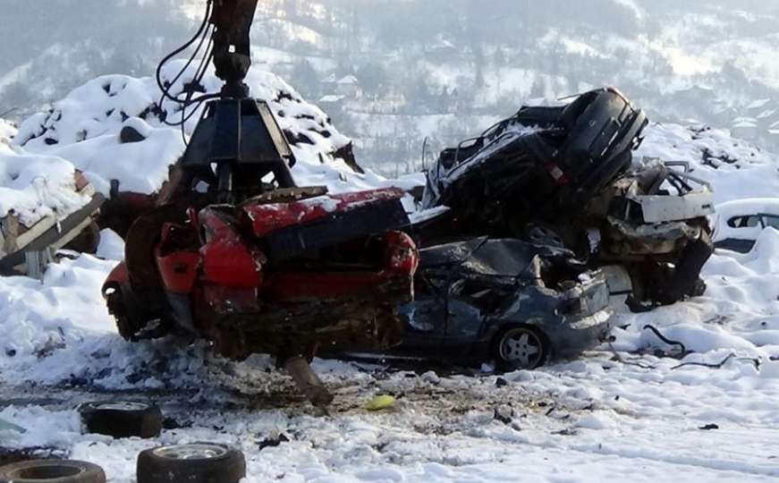 Trajno uništena četiri automobila koja su oduzeta od bahatih vozača