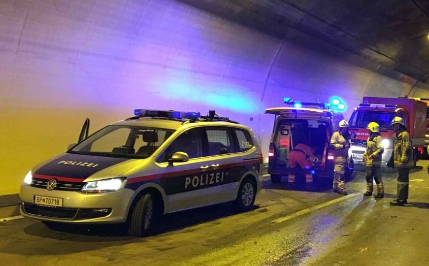 Vjerovali ili ne: Lančani sudar trojice Bosanaca u austrijskom tunelu! 