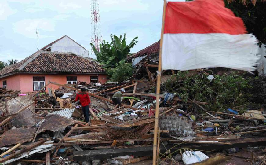 Vulkan u Indoneziji još uvijek ključa: Upozorenje za novi cunami