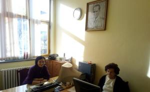 Kancelarija u Bosanskoj Gradiški: Titova slika i pisaće mašine