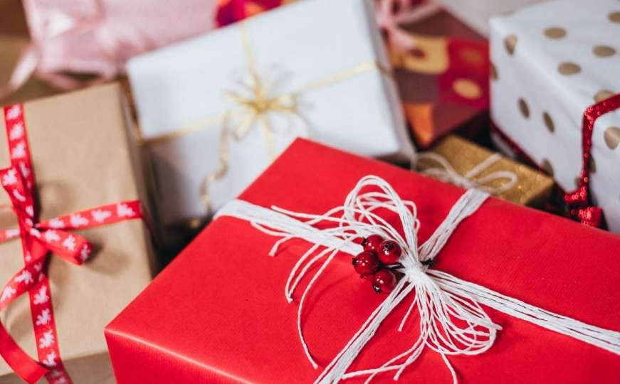 Trikovi: Kako zamotati praznične poklone