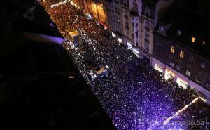 Sarajevo pleše u najsjajnijoj noći: Čarolija Harija Mata Harija za doček Nove!