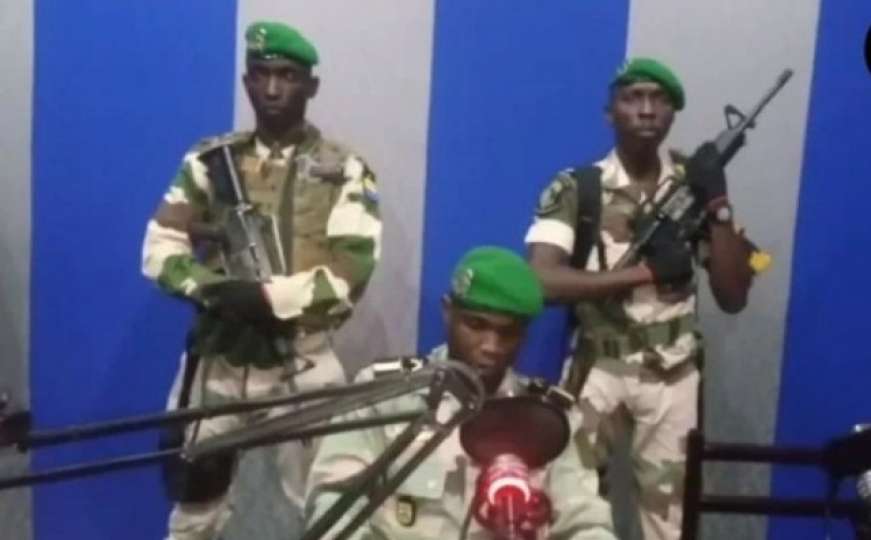 Vojska izvršila državni udar u naftom bogatom Gabonu