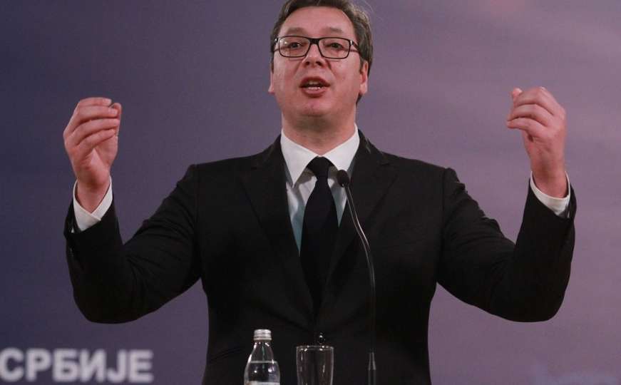 Aleksandar Vučić uputio zvaničnu čestitku povodom neustavnog dana RS