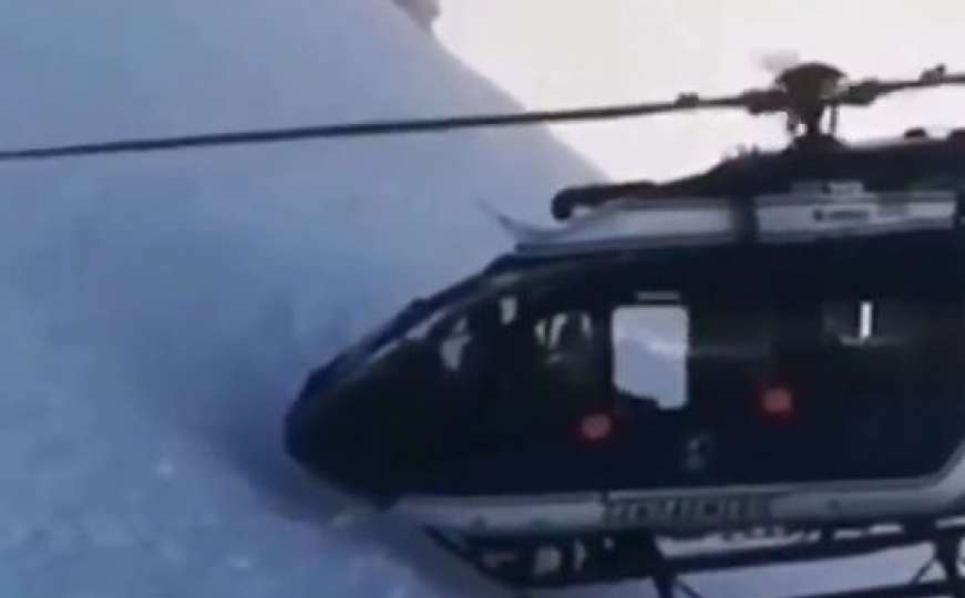 Bravo, kralju: Helikoptersko spašavanje skijaša na padini planine ostavlja bez riječi