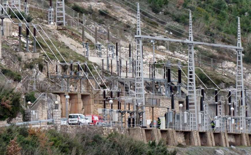 Drama u Dubrovniku: Eksplozija u hidroelektrani, vatrogasci izvlače povrijeđene