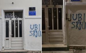 Zadranin dobio prijavu zbog uništavanja grafita "Ubi Srbina"!