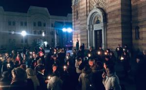 Svijeće za pravdu i istinu zapaljene i večeras: Nastavlja se borba za našu djecu