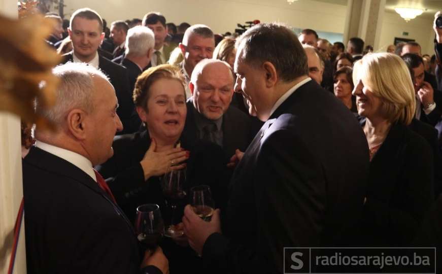 Dodik danas slavio Božić: Želim da BiH bude stabilna, ali RS će slaviti 9. januar
