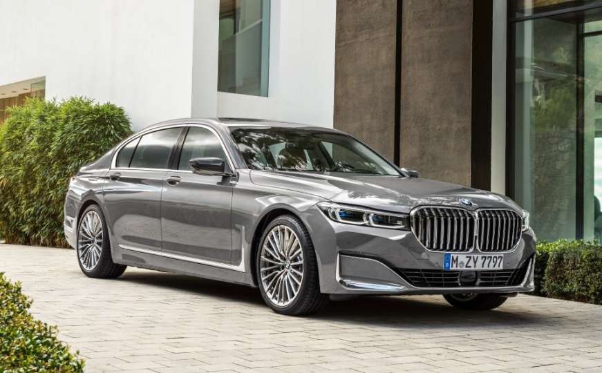Ogromne "nosnice" kao zaštitni znak: BMW zvanično predstavio obnovljenu "sedmicu"