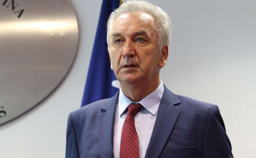 Mirko Šarović za Radiosarajevo.ba: Kosovo prihvatilo pregovore o ukidanju carine  
