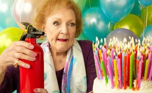 Recepti Betty White za dug i srećan život, jer – 97 joj je godina tek!