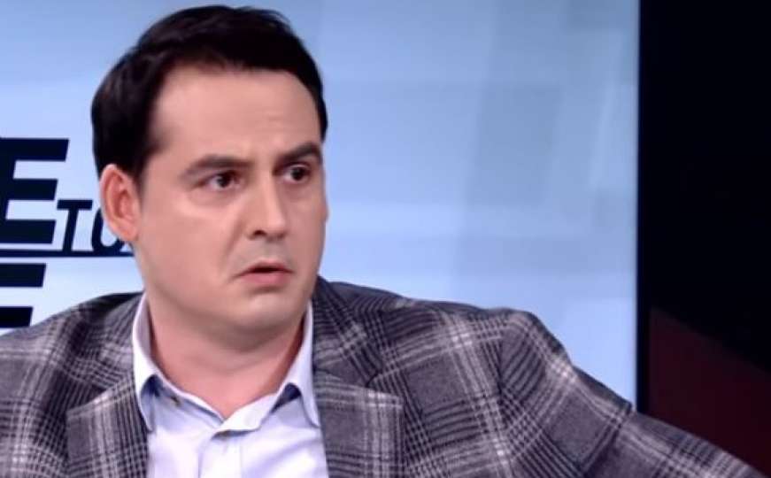 Zoran Kesić imitira Dodika: Samo zatvorite usta i pričate