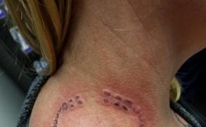 Okačila je ovu sliku i zgrozila SVE: "Šta je ovo, za koga si se to udala?"