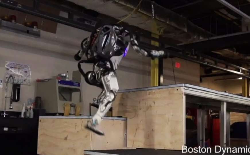 Zastrašujuće ili...: Pogledajte robote koji trče, prenose kutije i izvode - parkour