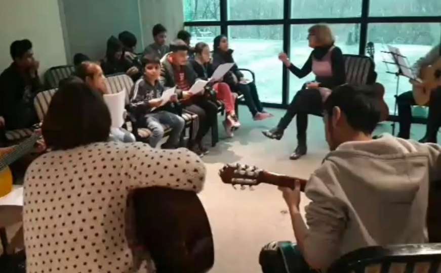 Bihaćki muzičari s djecom migrantima: Sounds of Migration