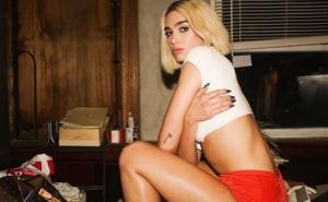 Dua Lipa - Swan Song