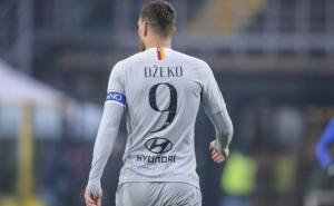 Edin Džeko dobio crveni karton: Ne terenu proveo tek nekoliko minuta 