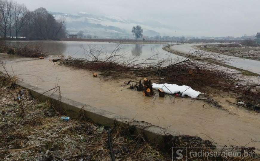 Apel Rasima Bilkana, šefa CZ-a Gornji Vakuf: Poplava nam prijeti, došla je do kuća