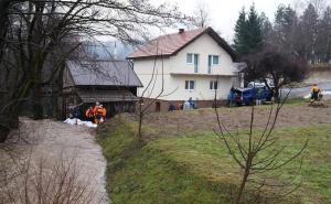 Pazarić: Lokalnom stanovništvu u borbi protiv poplava pomaže FUCZ