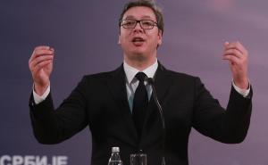 Poruka na Facebooku: Vučićev sin dobio "prijetnju vješanjem na banderi"