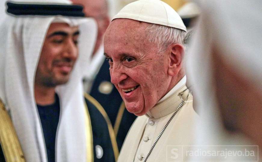 Stigao u UAE: Franjo prvi Papa u posjeti Arapskom polutoku